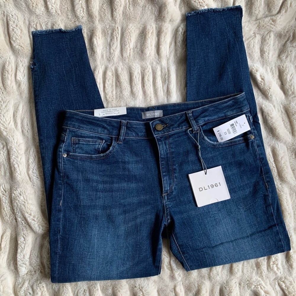 NWT DL1961 Emma Power Jegging Skinny Jean 33/14